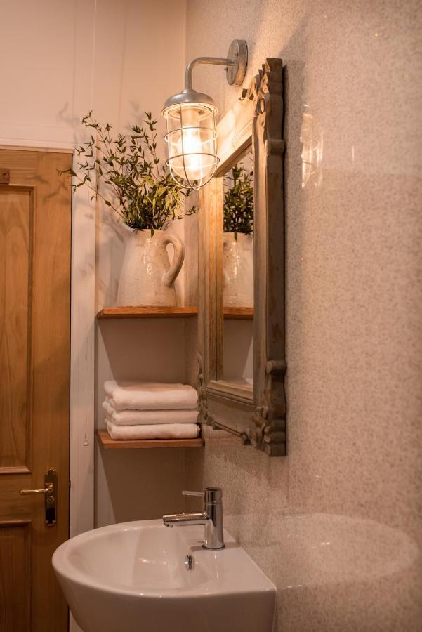 Finest Retreats - The Cotton Rooms Матлок Экстерьер фото